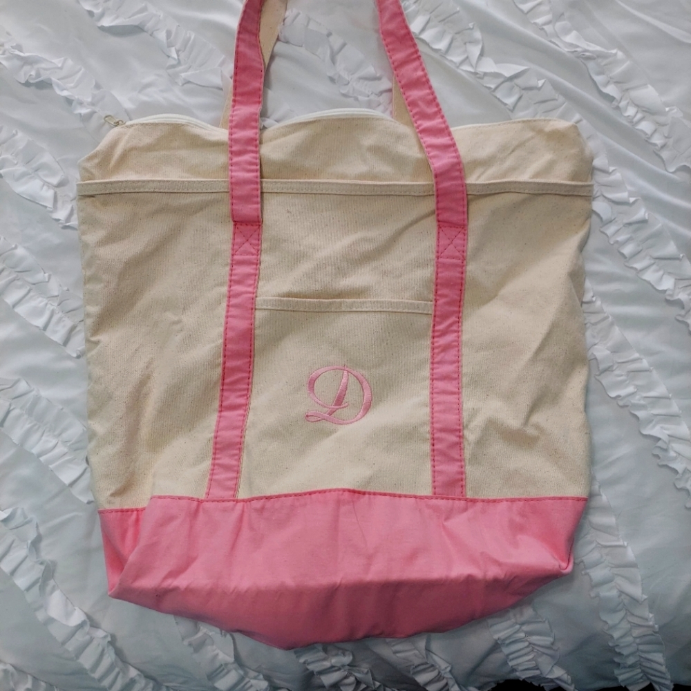 Canvas Bag with "D" monogram